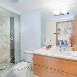 Depot Luxury Townhome: Rooftop Hot Tub & Gondola Access Holiday home