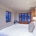 At Cortina Penthouse 10 By Alpine Apartment *