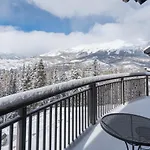 Bear Creek 410 By Alpine