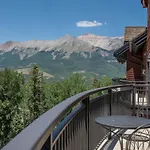 Bear Creek 410 By Alpine