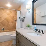 Mountain View Dream On River Trail - Hot Tub, Garage, Lift 7 In Out