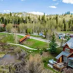 Holiday home Northstar 1 - Mountain View Corner Retreat *