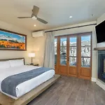 At Cortina Penthouse 11 By Alpine Apartment *