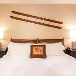 Premier Downtown Telluride Condo With Pool, Hot Tub & Parking