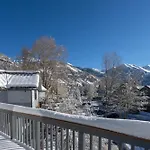 This Three Bedroom Condo Boasts Great Views Of The Ski Area!