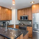 Classic Condo, Steps To Chair 7 And On Shuttle Route Telluride
