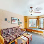Apartment Viking #215