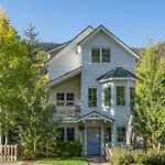 You Will Love This Brand New Mountain Contemporary Home