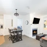 Stunning Views, Perfect Location!