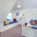 425 Depot Ave Holiday home *