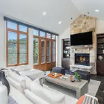 At Cortina Penthouse 11 By Alpine * Telluride