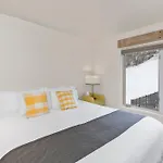 Holiday home In Out 5 Minute Walk To Everything