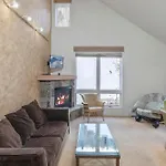 Ski In Out 5 Minute Walk To Everything