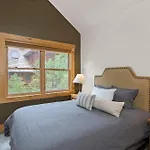 Affordable Mountain Lodge Ski In Ski Out And Rare To Find