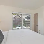 Luxury Condo - Open For Bluegrass