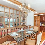 Penthouse At The Peaks 744