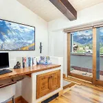 Peaks Penthouse 843
