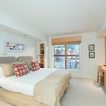 Penthouse At The Peaks 746