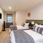 Bear Creek By Alpine Apartment