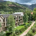 Riverside Retreat At Viking Lodge - Location!