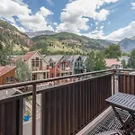 River Club 304 Condo