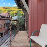 3Br 3 1 2Ba Center Of Everything New Listing On Our New Home