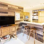 Cimarron Lodge 22 By Avantstay Ski-Inski-Out Property In Complex W Two Hot Tubs Permit12986