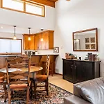 Riverside Condos C202 By Avantstay Condo Close To Downtown Town Park Ski Lift 8