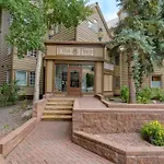 Etta Place Too 107 By Avantstay Close To Town The Slopes In Complex W Communal Pool Hot Tub
