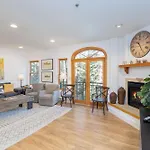 Bear Creek 205a By Alpine *