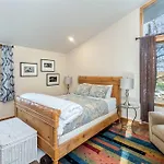 Charming Telluride Condo With Shared Hot Tub
