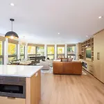 Plunge J By Exceptional Stays