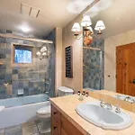 Slopeside By Exceptional Apartment *
