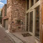 Rivers Edge Retreat By Exceptional Stays