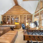 Bearpaw Manor By Exceptional Stays