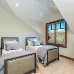 Two Trails By Exceptional Stays