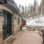 Twin Elk By Exceptional Chalet