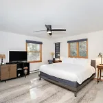 Haven On Hang Glider By Exceptional Stays