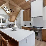 Villa The Perch By Exceptional