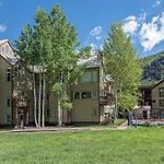 Sunny Condo, Box Canyon Views, Pool & Hot Tub Condo
