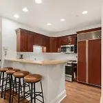3 Bedroom 3 Bathroom Walking Distance To The Gondola