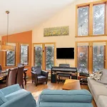 Centrally Located In Town, 2 Bed And 2 Bath Manitou Is A Must Holiday home Telluride