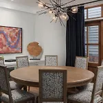 South Oak Retreat - Convenient Luxury By Gondola! Villa *
