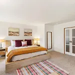 Experience Luxury At Alpenglow At Holiday home *