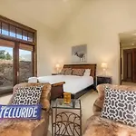 Luxe Mountain Village Retreat Hot Tub With Views Holiday home *