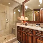 Holiday home Luxe Mountain Village Retreat Hot Tub With Views *