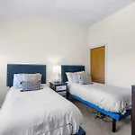 Ski In Ski Out Condo With Hot Tub And Mountain View