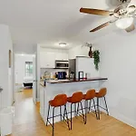 Town Jewel Apartment *