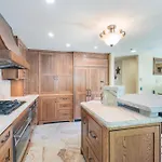 Graysill 203 - Graysill Hollow Apartment