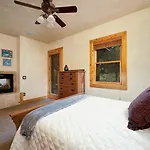 Mountain View 2 Ski-in Private Hot Tub 4br 4.5ba Sleeps 8 Holiday home Telluride